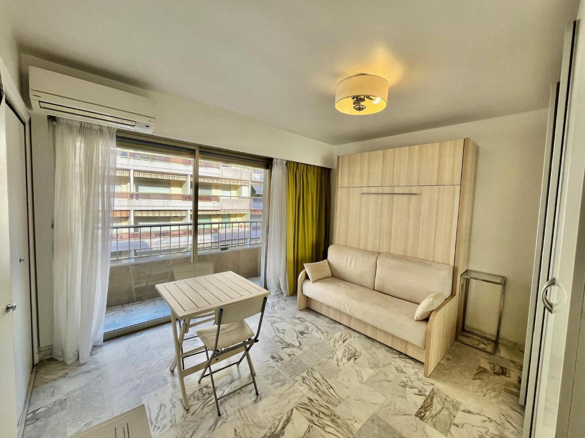 Branly 3, By Welcome To Cannes Bagian luar foto